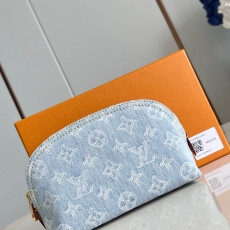 LV Clutch Bags